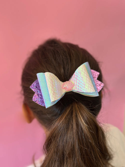 Bow hair clip